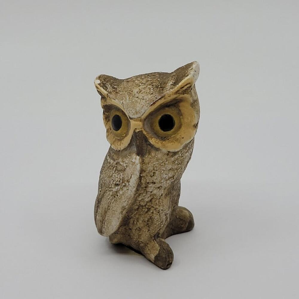 Vintage Klages California Owl Figurine. Pre-owned, good shape
